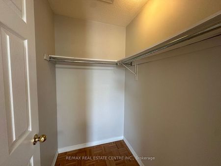 For Lease - 7193 Magistrate Terrace, Mississauga, Ontario - Photo 2