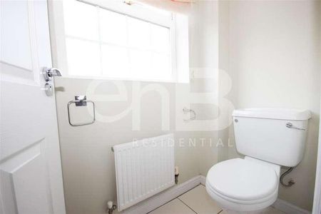 St. Peters Way, Stratford-upon-avon, CV37 - Photo 5