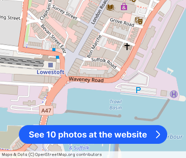 Waveney Road, LOWESTOFT - Photo 1