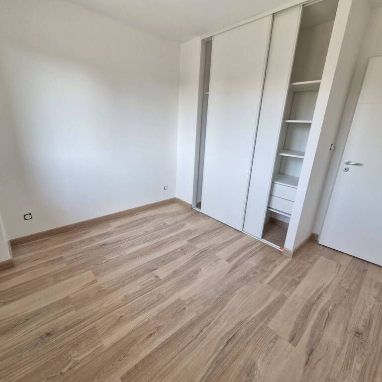 Location Maison 5 pièces 94m² RUY 38300 - Photo 1