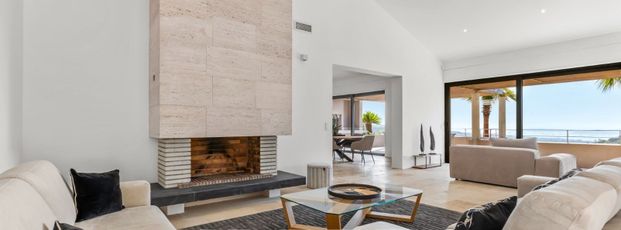 Tout savoir sur cette maison à Grimaud - Photo 1