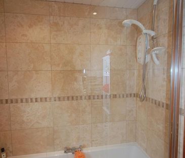 2 bedroom semi-detached house to rent - Photo 2