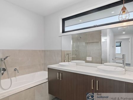 3 Fernleaf Avenue, Keysborough - Photo 5
