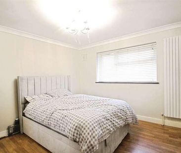 Rippleside, Basildon, SS14 - Photo 6