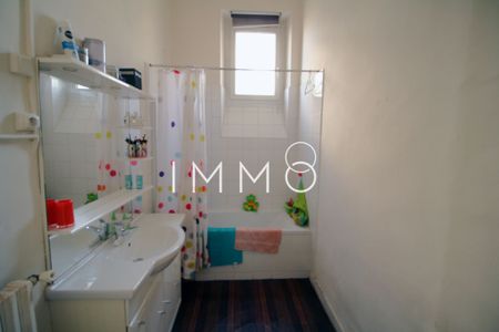 Location Appartement 3 pièces 84m² MARSEILLE 6ème - Photo 5