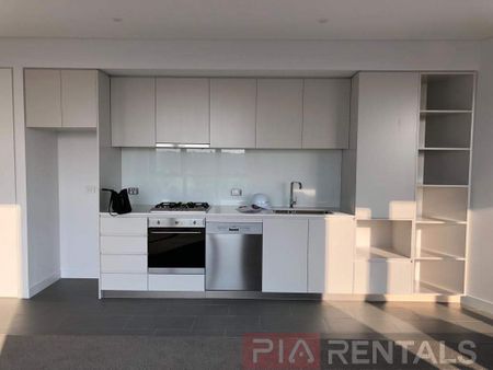 For Rent: Stunning 2-Bedroom + Study Apartment in Discovery Point - Photo 5