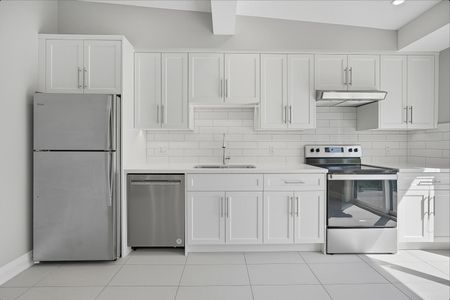 For Lease - 58 Regal Road Unit# 3, Toronto, Ontario - Photo 3