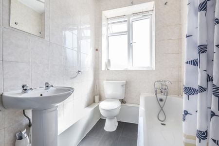 Westmount Road, London SE9 - Photo 5