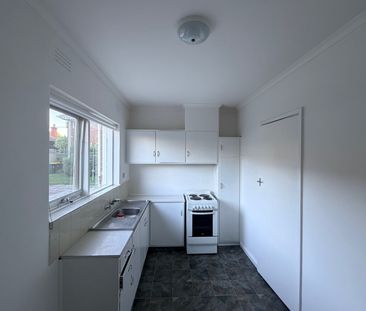 5/359 Balaclava Rd, Caulfield North VIC 3161 - Apartment For Rent |... - Photo 2