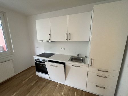 Geräumige 2-Zimmer-Wohnung mit zwei Balkonen - Photo 3