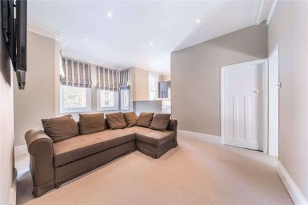 Spacious one bedroom flat close to Battersea Park - Photo 3