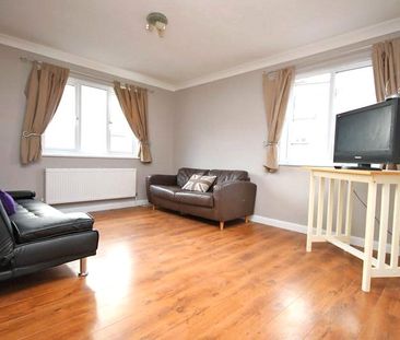 2 bedroom maisonette to rent - Photo 4