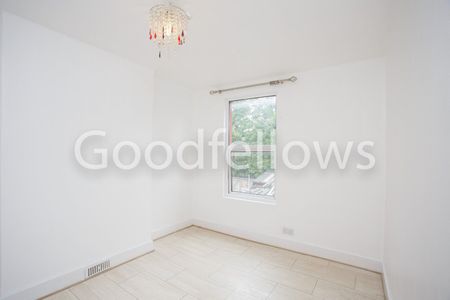 Carshalton Road, Mitcham, CR4 - Photo 2