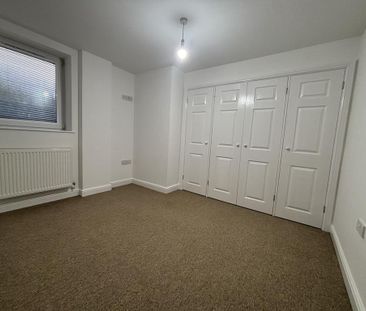 3 bedroom detached house to rent - Photo 2
