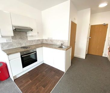 Studio to rent - Photo 3