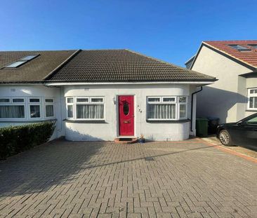 Kinloch Drive, Kingsbury, London, NW9 - Photo 5