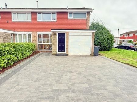 3 bedroom house to rent - Photo 3