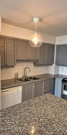 Yonge St./Sheppard Ave. Stunning 1Bdrm Upgraded Full Kitchen Near Sub - Photo 1