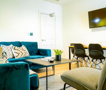 1 bedroom in a house share to rent - Photo 1