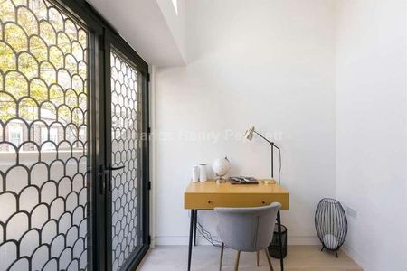 Highgate Road, London, NW5 - Photo 4