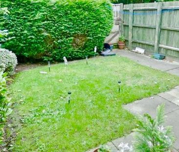 3 bedroom terraced house to rent - Photo 3