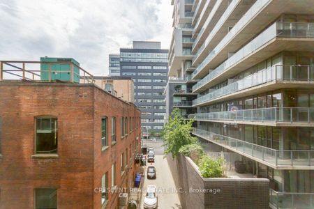 Six50 King West Lofts 650 , #402 - Photo 2