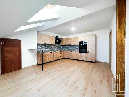 Pronájem bytu 3+1 134 m² - Photo 2