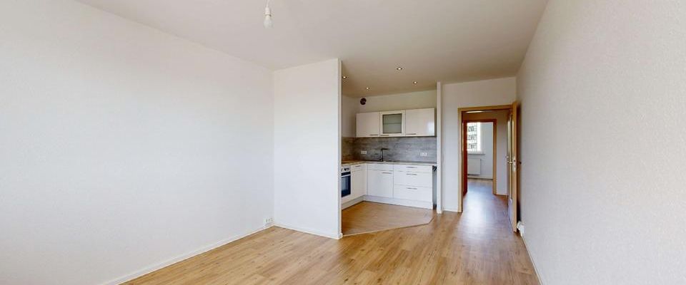 Sag „ja“ zu dieser schicken 2-Raum-Wohnung mit Einbauküche, Balkon u. Blick ins Grüne ab 16.12.2025 - Foto 1