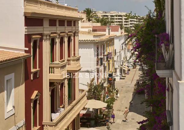 Luxury penthouse loft La marina Ibiza for seasonal rental