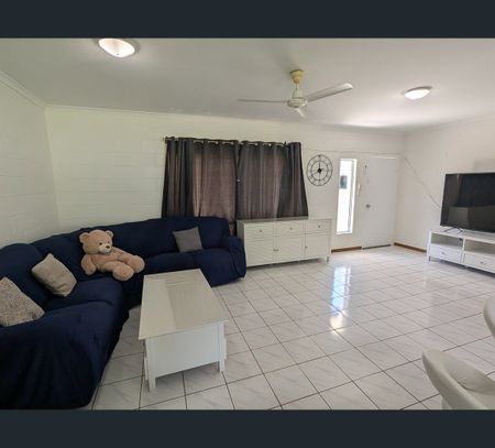 7 Royal Saxon Close, Mount Sheridan, Qld 4868 - Photo 2
