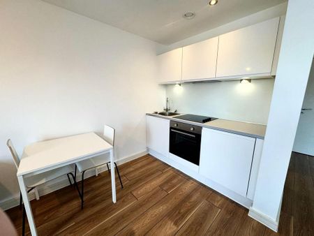 Studio to rent - Photo 4