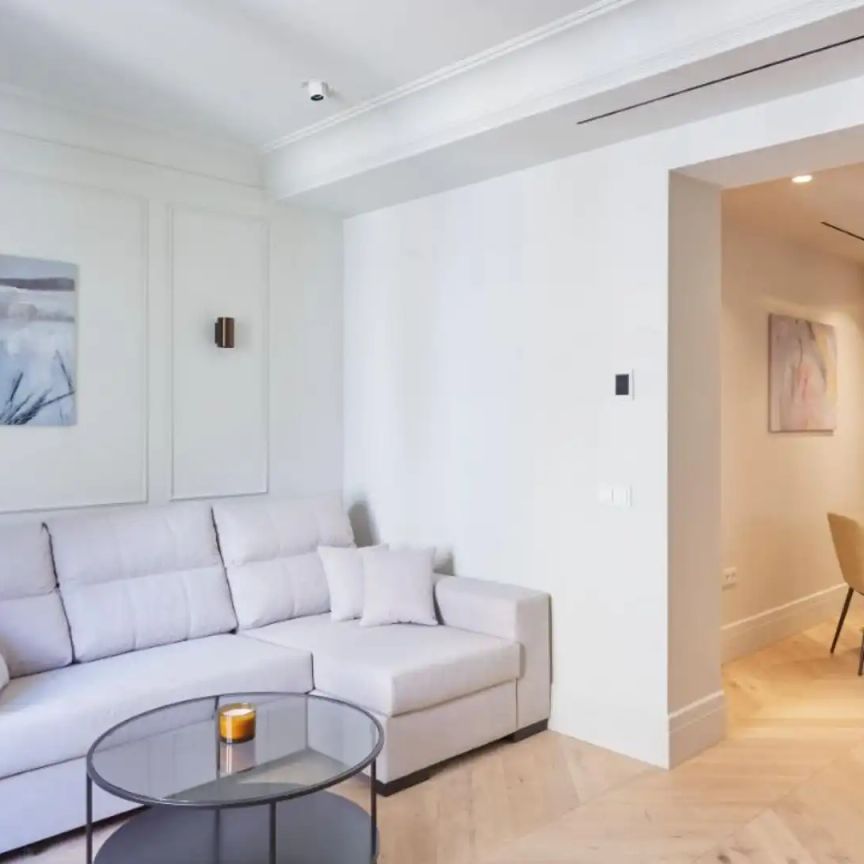 Apartamento de alquiler en Calle Calle de la Virgen de Los Peligros, 9, Sol - Foto 1