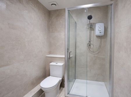 Studio Flat, Clarence Square, BN1 - Photo 5
