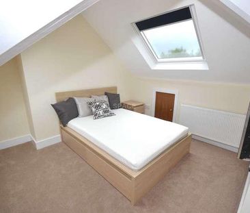 Church Road, Reading, Berkshire, RG6 - Photo 5