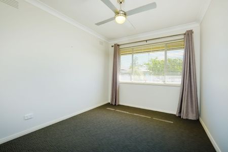 101 PHILLIPS STREET, Wodonga VIC 3690 - House For Rent | Domain - Photo 5
