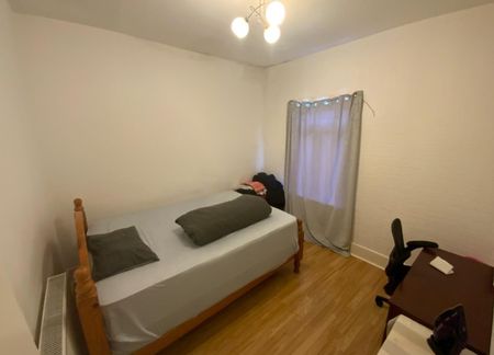 2 bedroom house - end terrace to rent - Photo 3