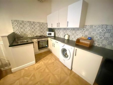 2 bedroom flat to rent - Photo 5