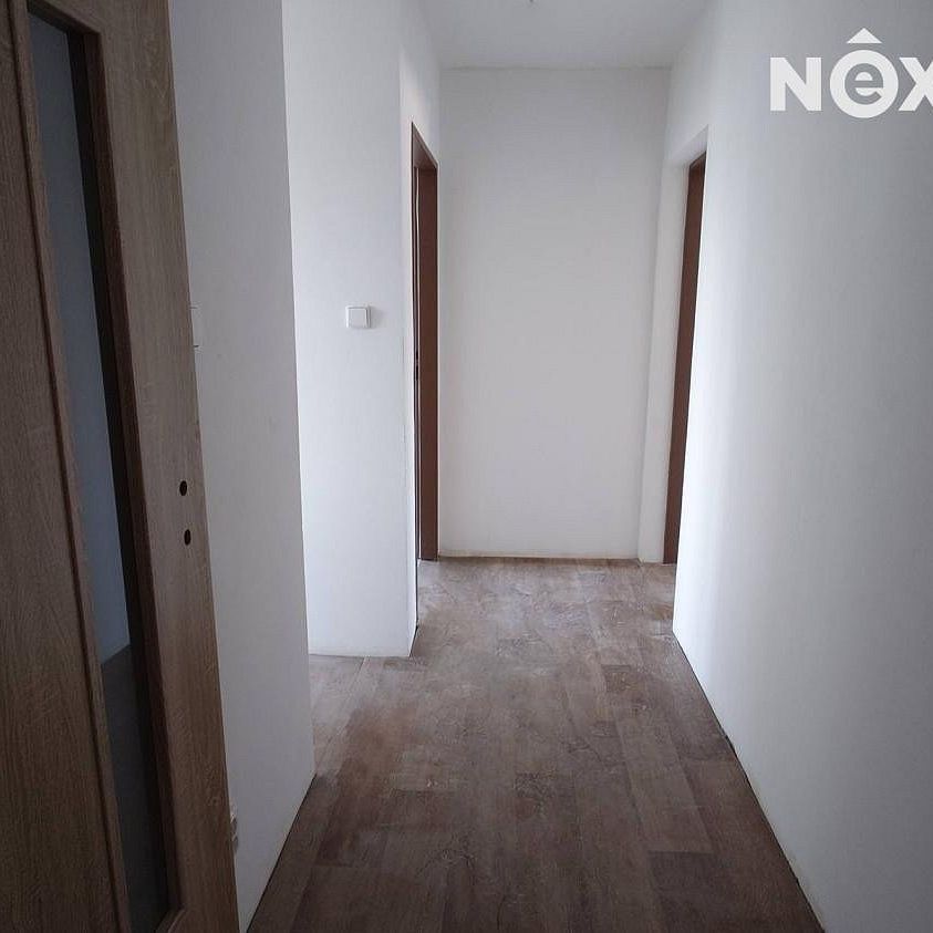 Pronájem bytu 2+1 42 m² - Photo 1
