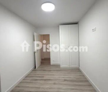 Piso en alquiler en Calle Ramón y Cajal, cerca de Calle del Campo S... - Photo 1