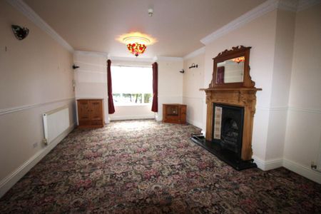 4 bedroom semi-detached house to rent - Photo 3