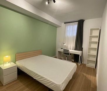 Calle Roma, Madrid, Community of Madrid 28028 - Photo 3