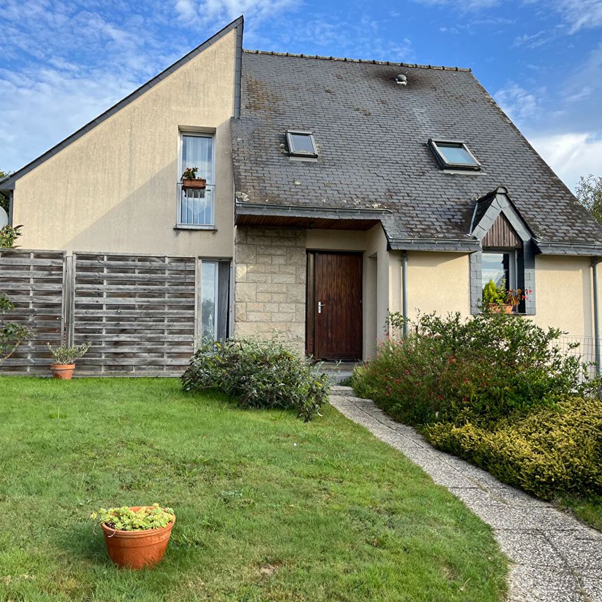 Maison MELESSE 7 pièces - Photo 1