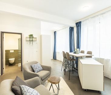 möblierte Wohnung an fantastischer Lage - Photo 1