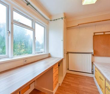 4 bedroom detached house to rent - Photo 2