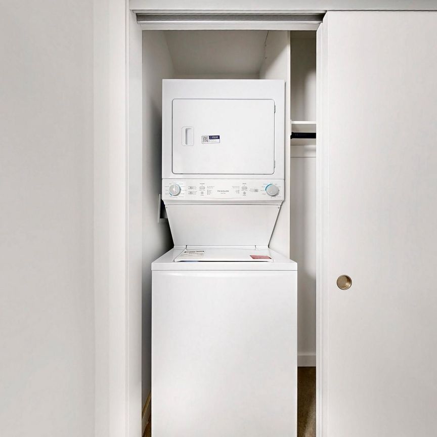 For Lease - 1137 Dovercourt Road Unit# Laneway, Toronto, Ontario - Photo 1