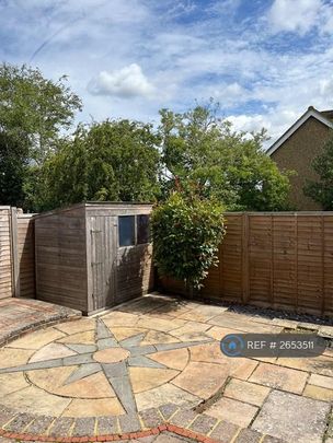 3 bedroom maisonette to rent - Photo 1