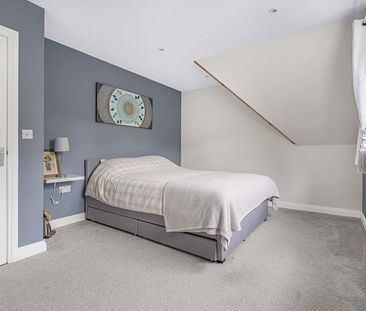 4 Bedroom Detached House - Photo 4