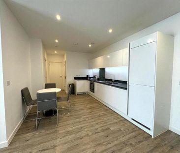 2 bedroom apartment to rent - Photo 6