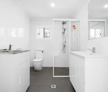 Charming 3-Bedroom Home in a Convenient Lidcombe Location - Photo 6