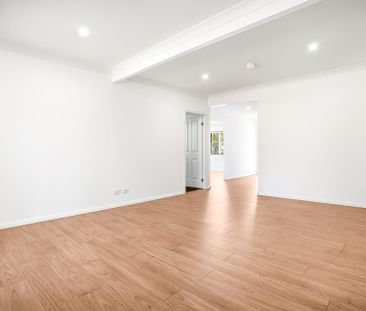 NEWLY RENOVATED FAMILY HOME - Photo 4